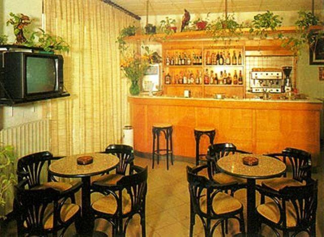 Hotel Peonia Rimini Bagian luar foto